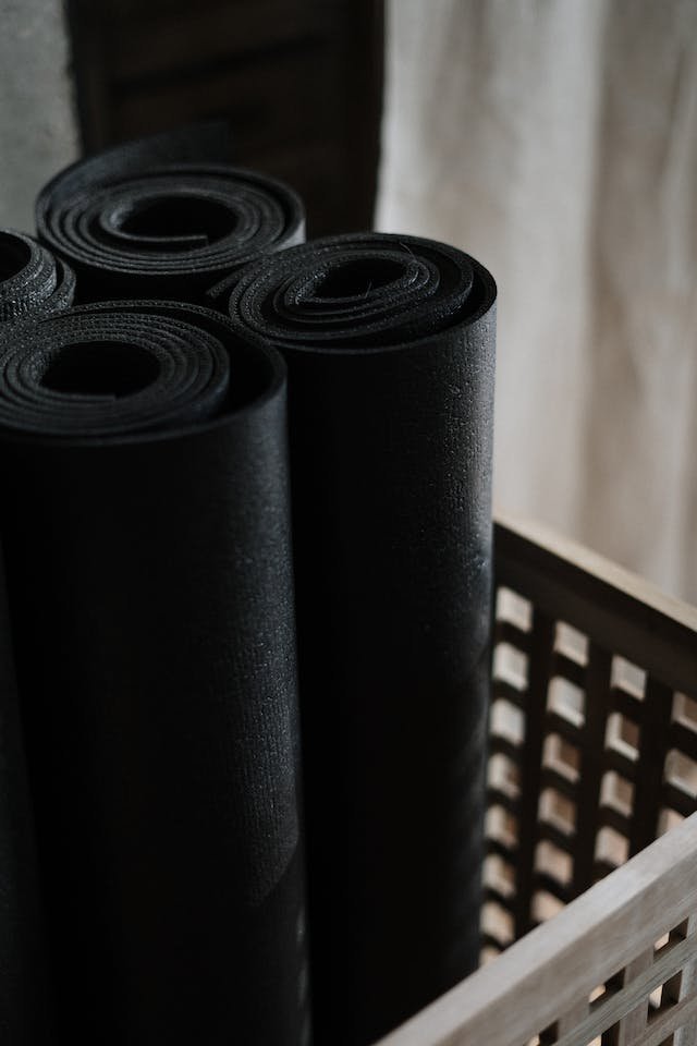 how to clean yoga mat , how to clean a yoga mat